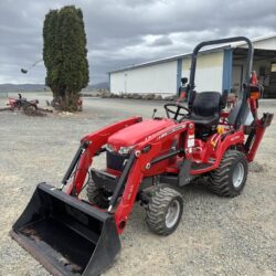 2018 Massey Ferguson GC1720 Tractor