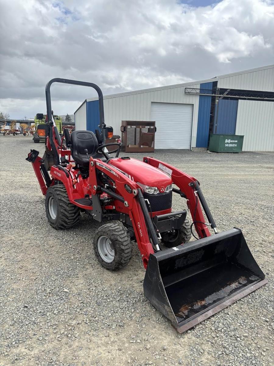 2018 Massey Ferguson GC1720 Tractor