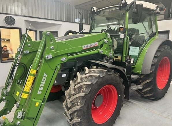 Fendt 200 Vario Tractor