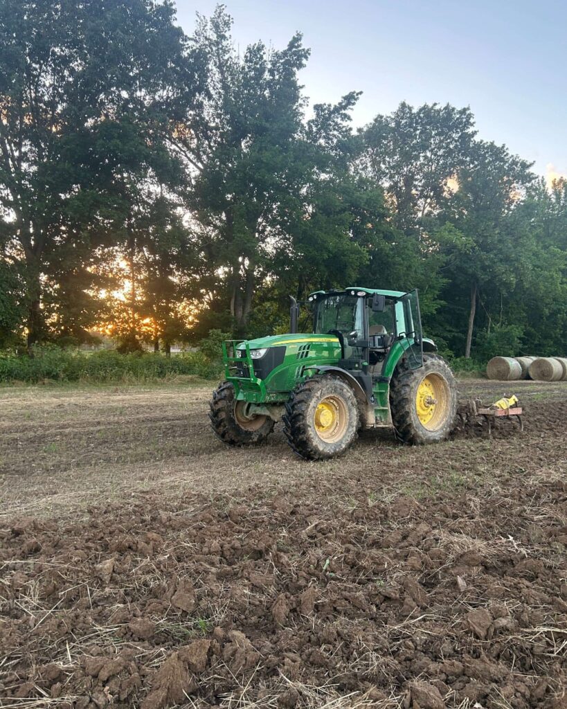 Tractor Maintenance Checklist for European Farmers